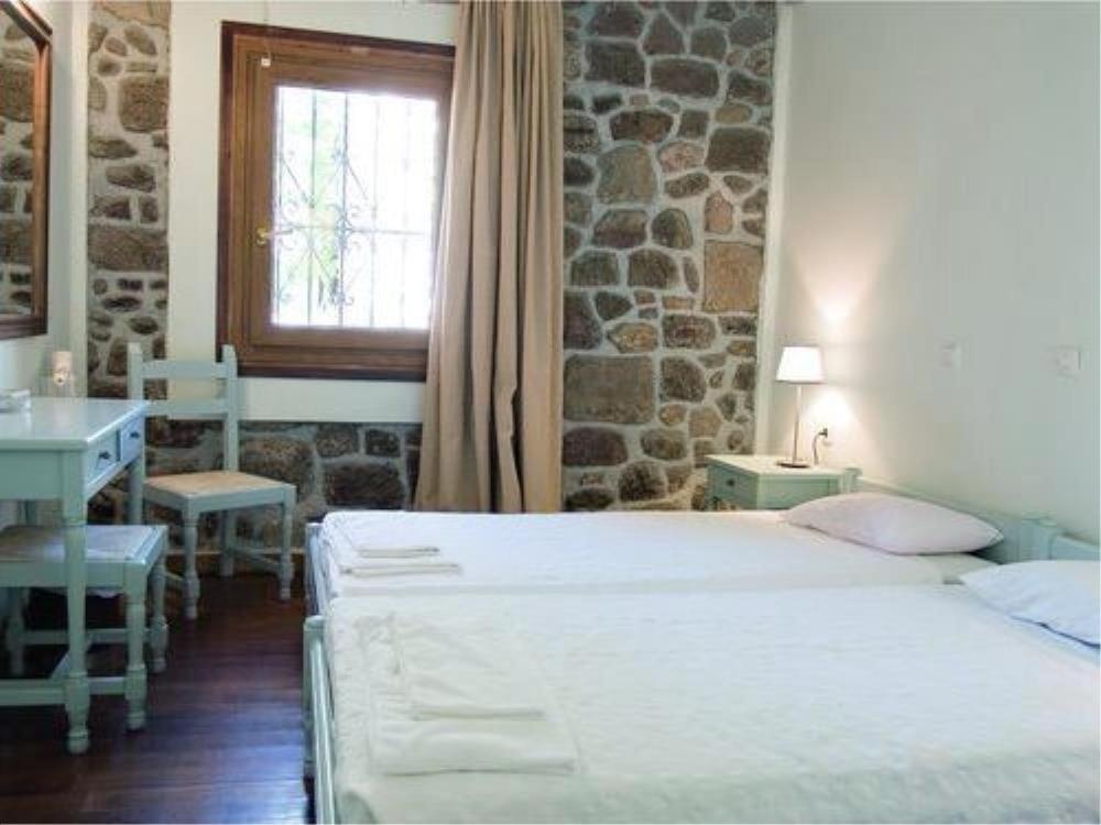 Olive Press Hotel & Apartments ميثيمْنا المظهر الخارجي الصورة