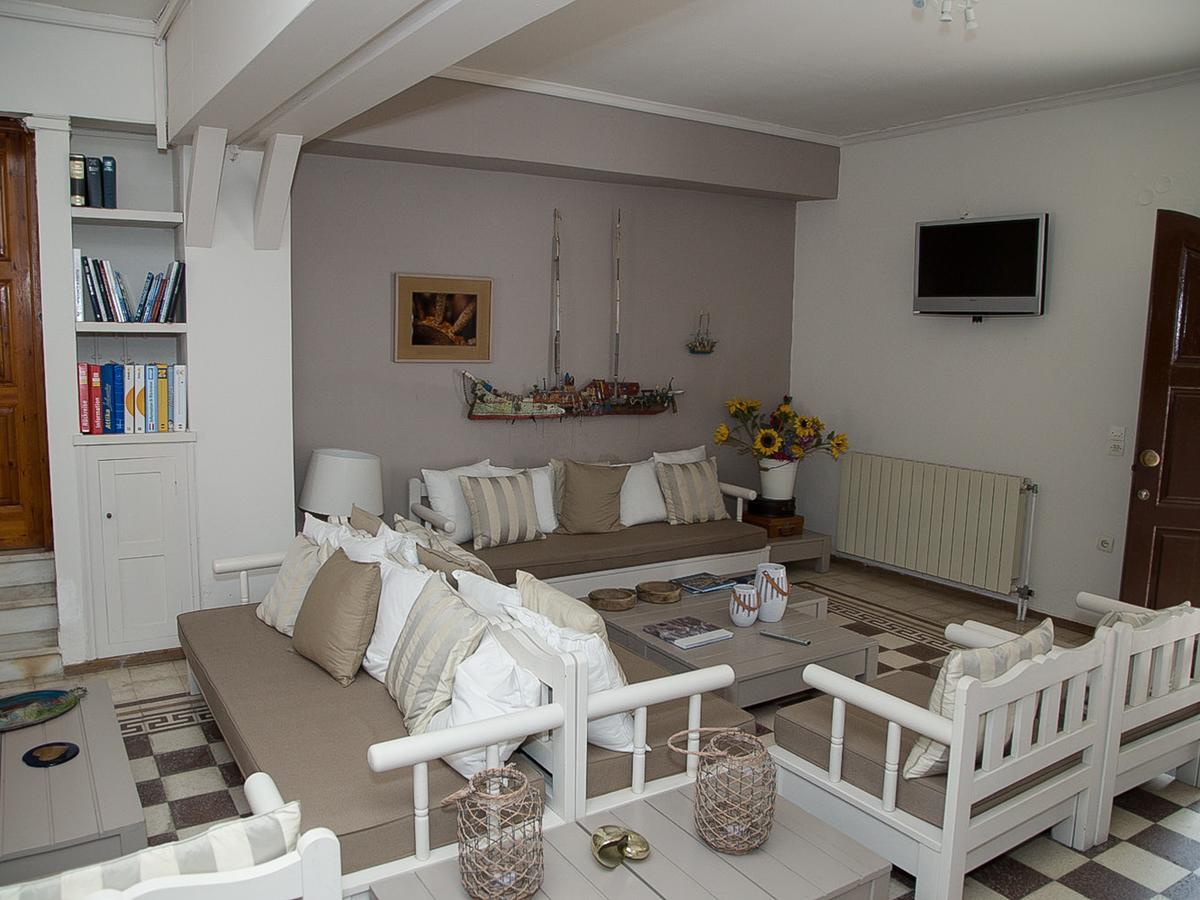 Olive Press Hotel & Apartments ميثيمْنا المظهر الخارجي الصورة