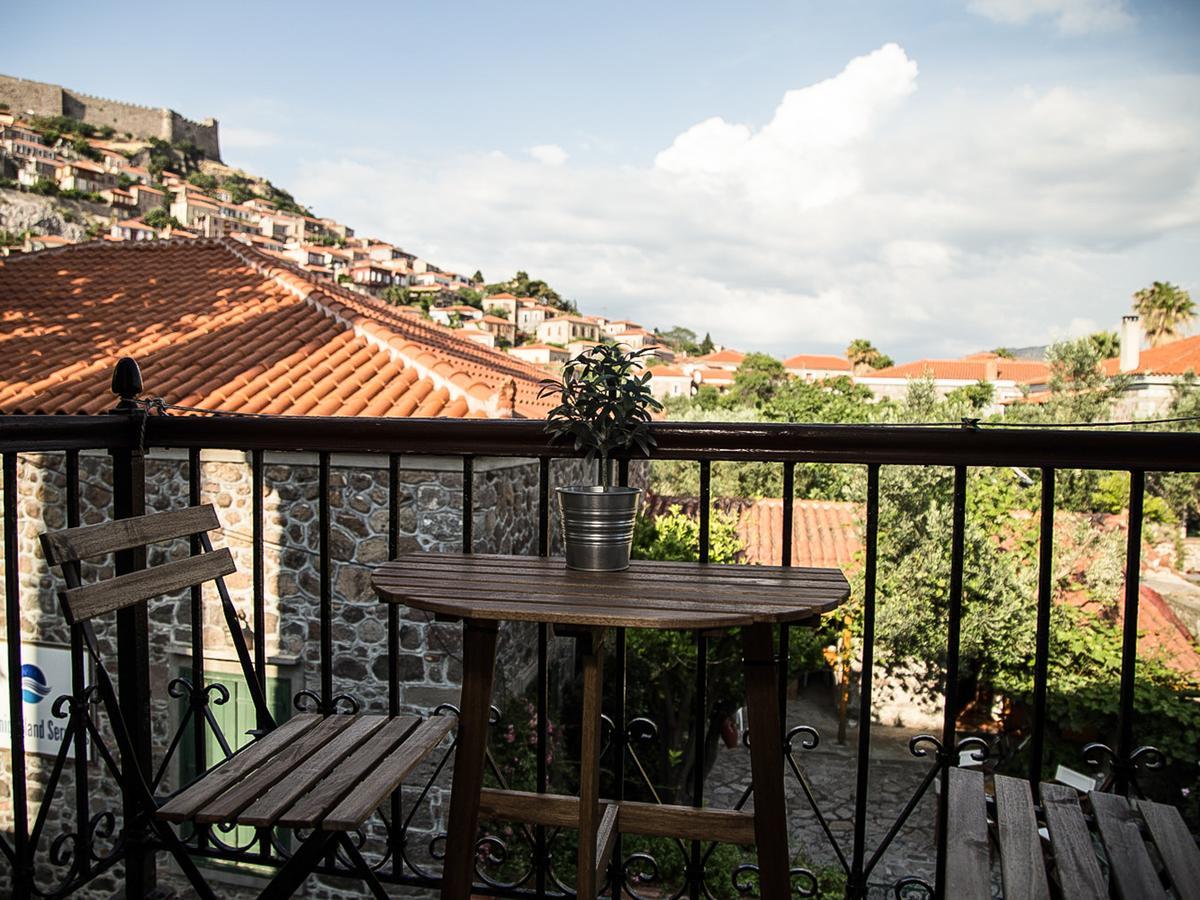 Olive Press Hotel & Apartments ميثيمْنا المظهر الخارجي الصورة